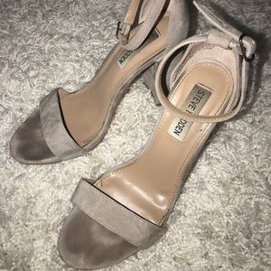 Steve Madden CARRSON heel size 7